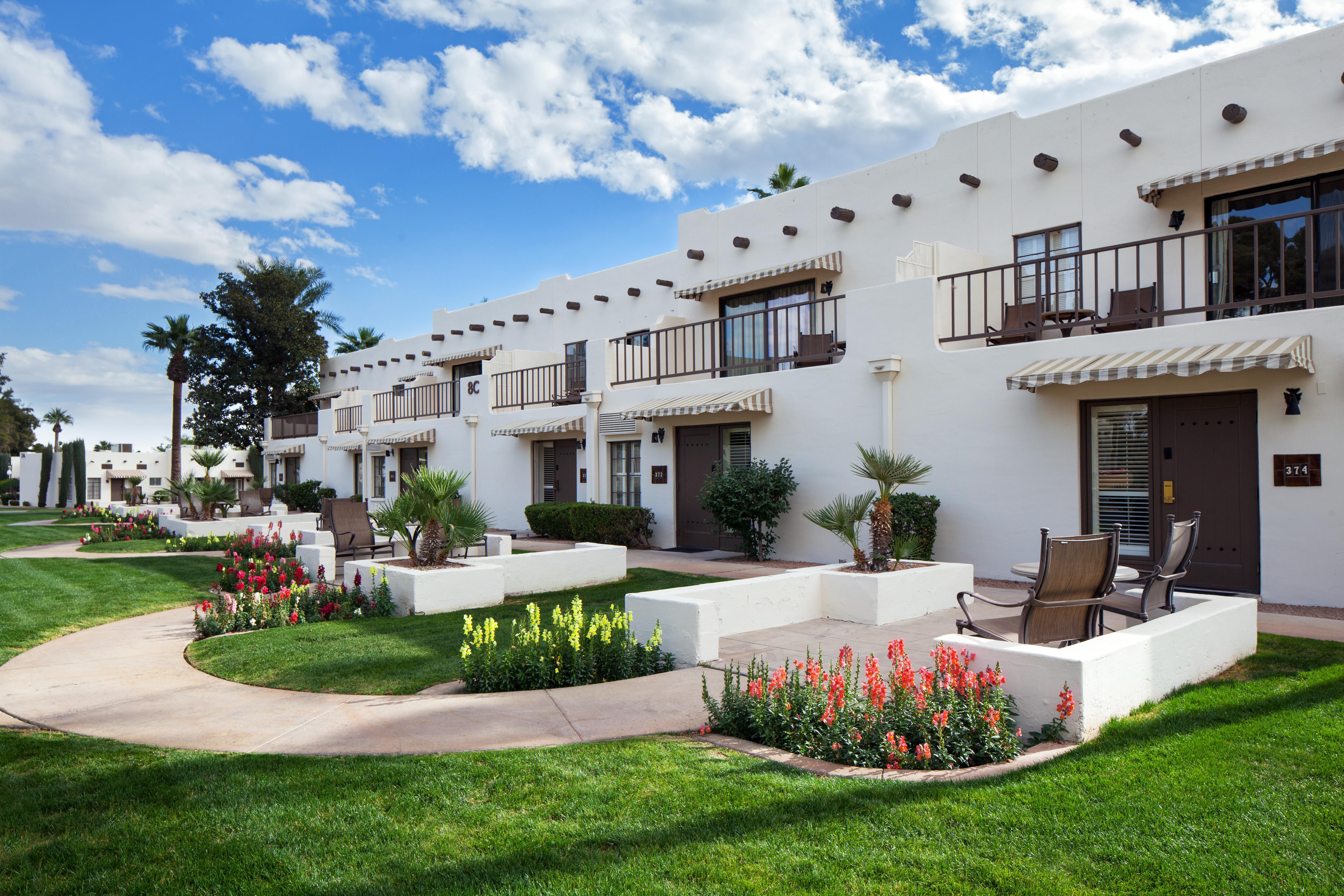 The Wigwam Hotel Litchfield Park Exterior photo